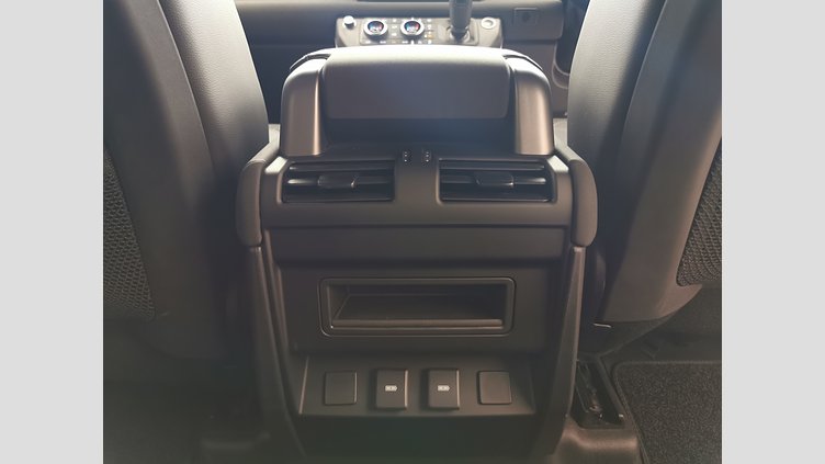 2023 認定中古車 Land Rover Defender 110 Santorini Black D300 AWD（AT） X-DYNAMIC SE