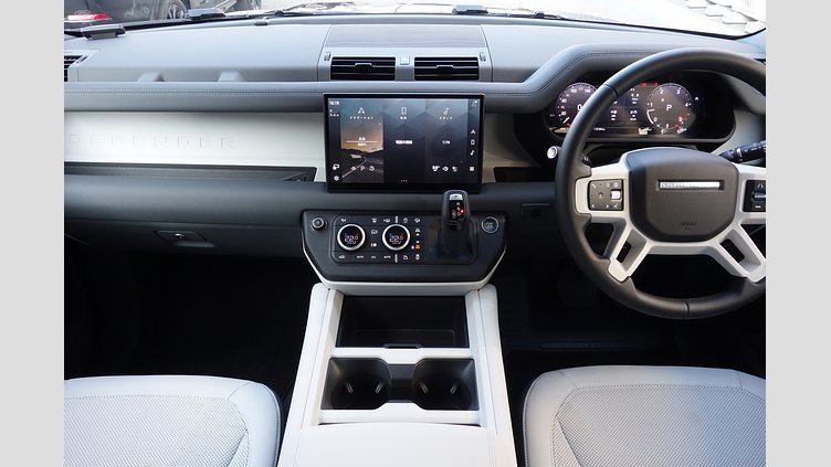 2024 認定中古車 Land Rover Defender 110 サントリーニブラック D350 ディーゼルマイルドハイブリッド S