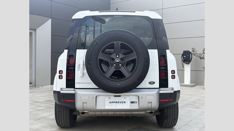 2021 認定中古車 Land Rover Defender 90 フジホワイト P300 AWD（AT） スタンダード