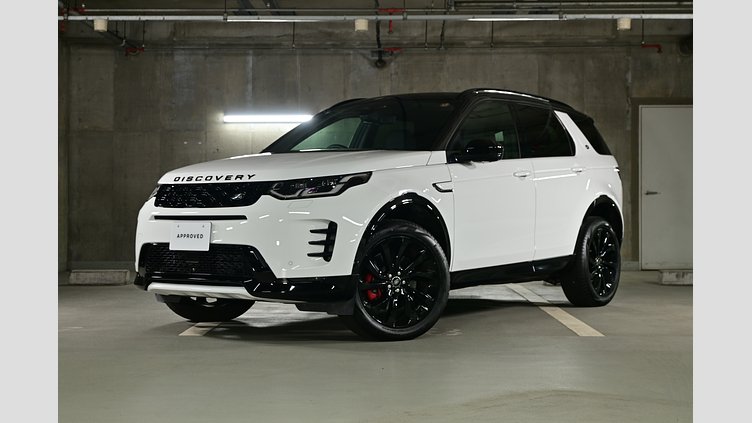 2024 認定中古車 Land Rover Discovery Sport フジホワイト D200マイルドハイブリッド（ディーゼル） 標準ホイール Dynamic SE