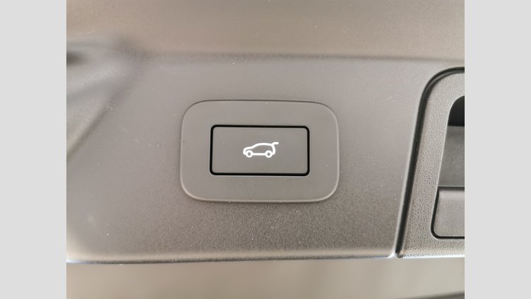 2024 認定中古車 Land Rover Range Rover Velar カルパチアングレイ P250ガソリン Standard Wheelbase Dynamic SE