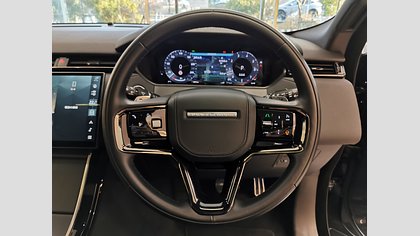 Range Rover Velar 16