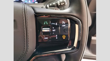 Range Rover Velar 24