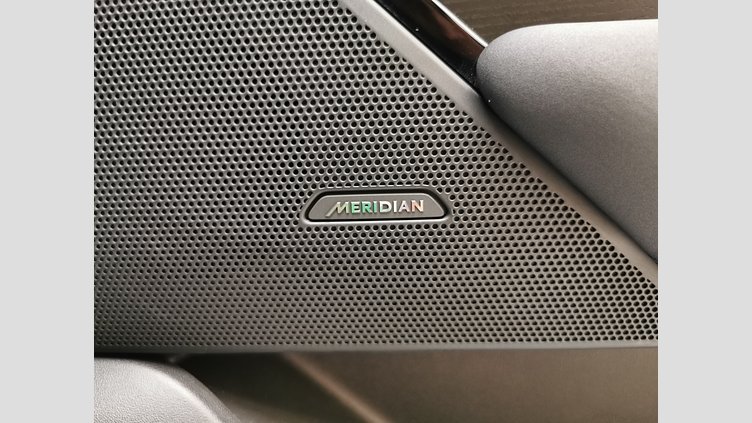 2024 認定中古車 Land Rover Range Rover Velar カルパチアングレイ P250ガソリン Standard Wheelbase Dynamic SE