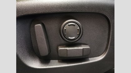 Range Rover Velar 37