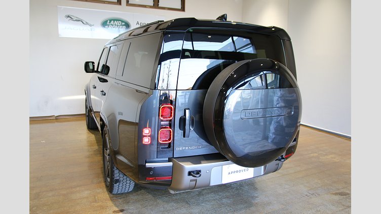 2025 認定中古車 Land Rover Defender 130 カルパチアングレイ D350 ディーゼルマイルドハイブリッド X-Dynamic SE