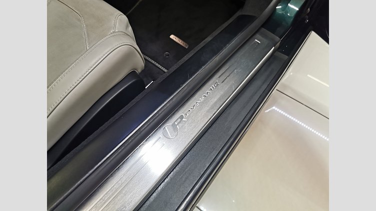 2022 認定中古車 Jaguar F-Type ブリティッシュレーシンググリーン P300 オートマチック 後輪駆動 F-TYPEクーペ R-DYNAMIC