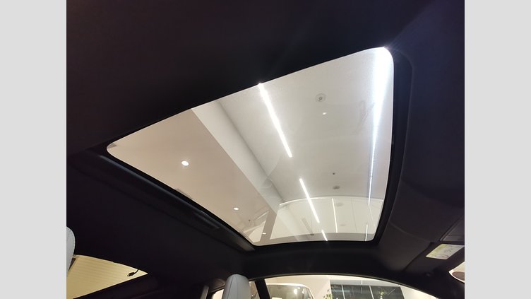 2022 認定中古車 Jaguar F-Type ブリティッシュレーシンググリーン P300 オートマチック 後輪駆動 F-TYPEクーペ R-DYNAMIC