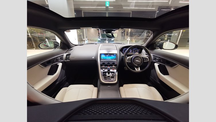 2022 認定中古車 Jaguar F-Type ブリティッシュレーシンググリーン P300 オートマチック 後輪駆動 F-TYPEクーペ R-DYNAMIC