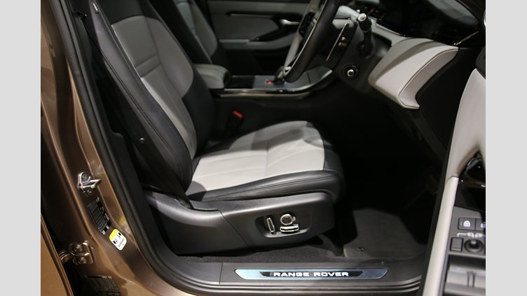 2024 認定中古車 Land Rover Range Rover Evoque コリンシアンブロンズ P250（ガソリン） AUTOBIOGRAPHY