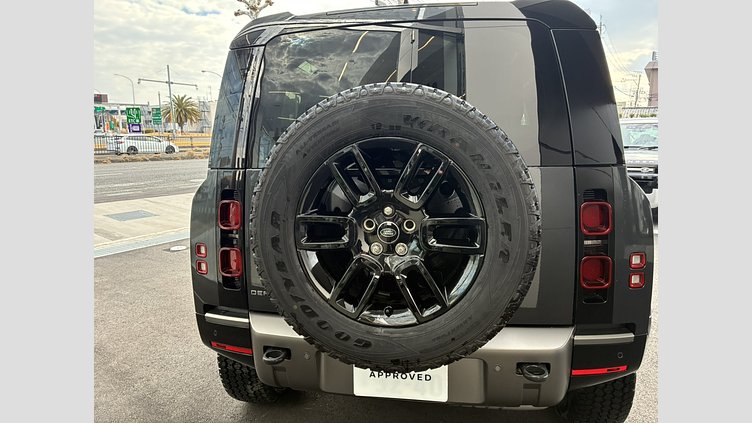 2024 認定中古車 Land Rover Defender 90 カルパチアングレイ D350 ディーゼルマイルドハイブリッド X-Dynamic HSE