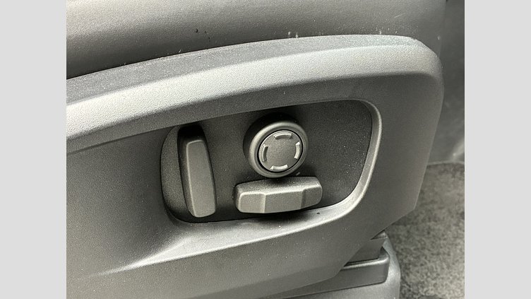 2024 認定中古車 Land Rover Defender 90 カルパチアングレイ D350 ディーゼルマイルドハイブリッド X-Dynamic HSE