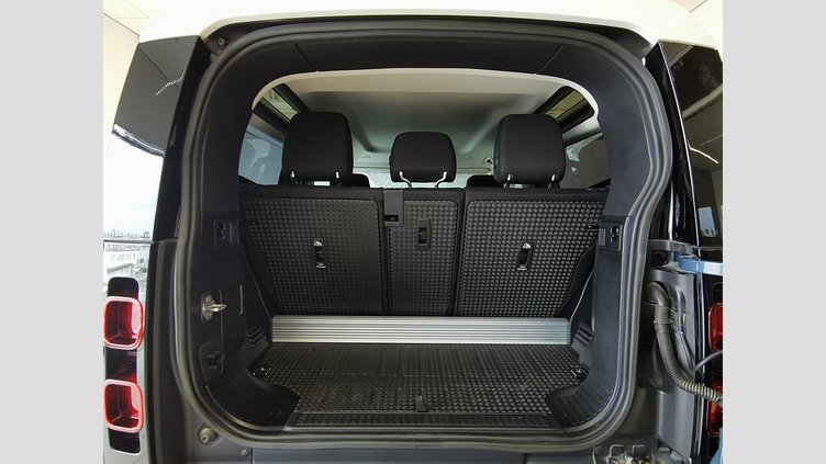 2023 認定中古車 Land Rover Defender 90 Tasman Blue 2.0 litre i4P Petrol 2.0L P300