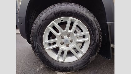 Defender 110 76