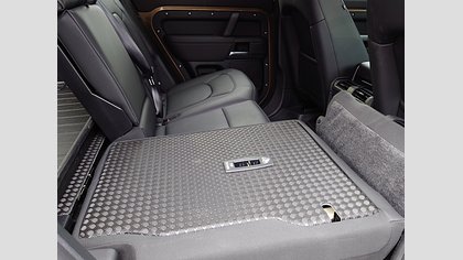 Defender 110 63