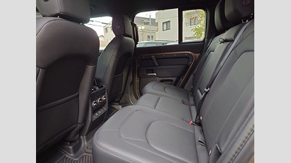 Defender 110 34