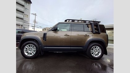Defender 110 14