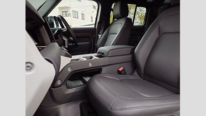 Defender 110 29