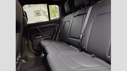 Defender 110 35