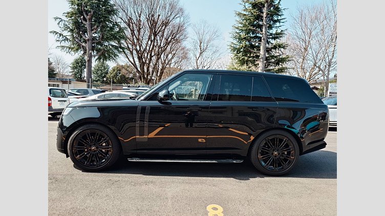 2024 認定中古車 Land Rover Range Rover サントリーニブラック D300 AWD MHEV（AT  スタンダードホイールベース SE