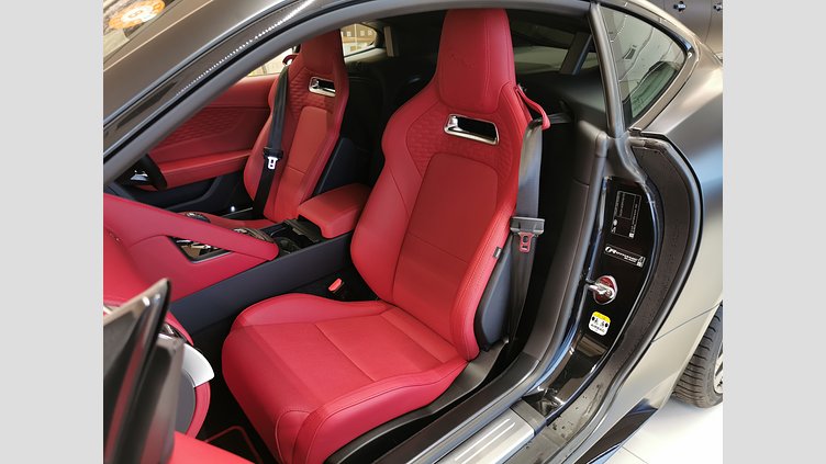 2022 認定中古車 Jaguar F-Type サントリーニブラック P450 オートマチック 全輪駆動 F-TYPEクーペ R-DYNAMIC BLACK