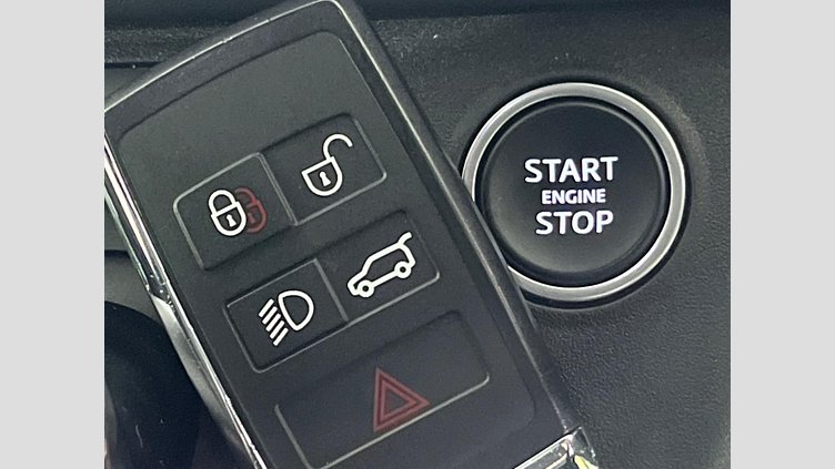 2021 認定中古車 Land Rover Defender 110 サントリーニブラック D300 AWD（AT） X