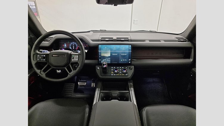 2026 Nova vozila Land Rover Defender 110 Narvik Black P635 AWD AUTOMATIC MHEV OCTA BLACK