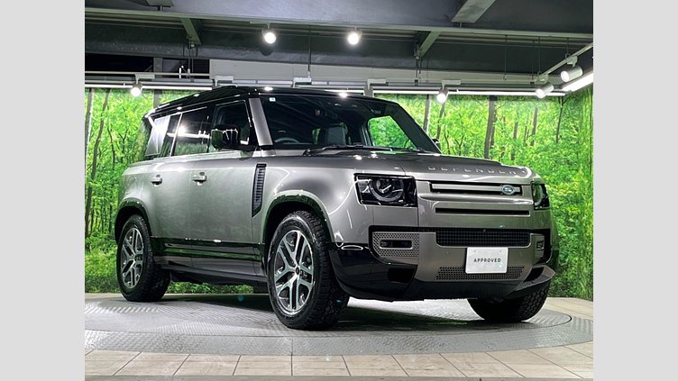 2024 認定中古車 Land Rover Defender 110 シリコンシルバー D350 ディーゼルマイルドハイブリッド X-Dynamic SE　HAKUBA EDITION