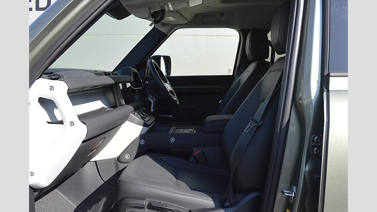 2023 認定中古車 Land Rover Defender 110 パンゲアグリーン D300 AWD（AT） S