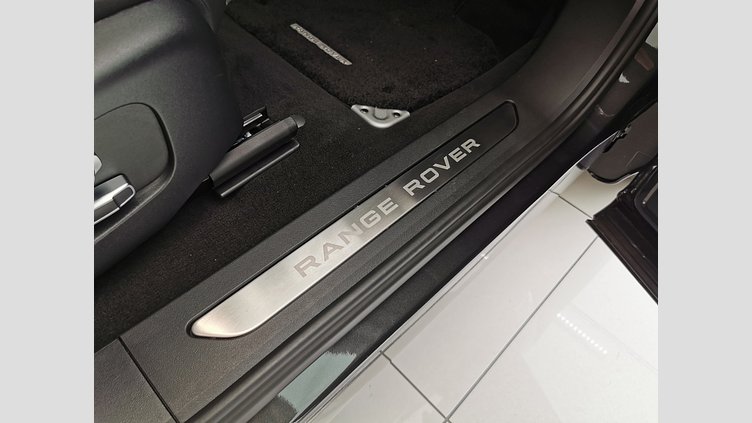 2024 認定中古車 Land Rover Range Rover Evoque カルパチアングレイ プラグインハイブリッド（ガソリン） Standard Wheelbase DYNAMIC HSE