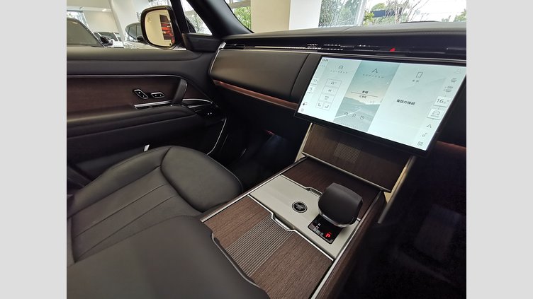 2024 認定中古車 Land Rover Range Rover トルマリンブラウン - グロスフィニッシュ P550 AWD PHEV（AT） スタンダードホイールベース Autobiography