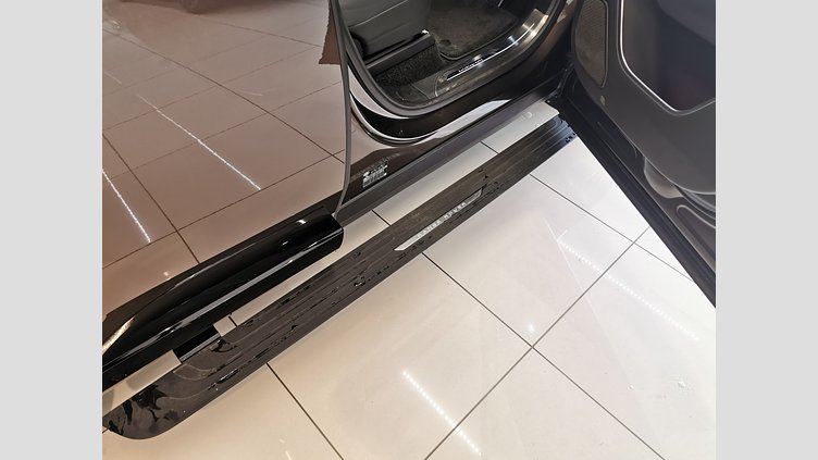 2024 認定中古車 Land Rover Range Rover トルマリンブラウン - グロスフィニッシュ P550 AWD PHEV（AT） スタンダードホイールベース Autobiography