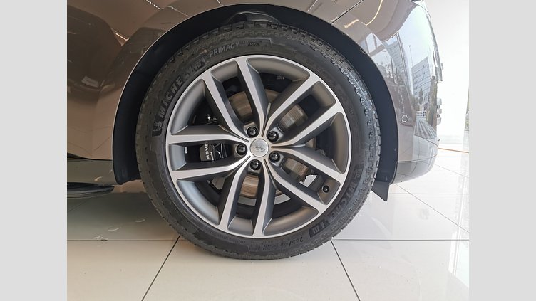 2024 認定中古車 Land Rover Range Rover トルマリンブラウン - グロスフィニッシュ P550 AWD PHEV（AT） スタンダードホイールベース Autobiography