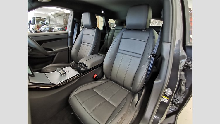 2024 認定中古車 Land Rover Range Rover Evoque カルパチアングレイ D200マイルドハイブリッド（ディーゼル） スタンダードホイールベース S