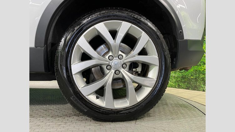 2021 認定中古車 Land Rover Discovery Sport ユーロンホワイト D200 AWD（オートマチック）MHEV 標準ホイールベース SE