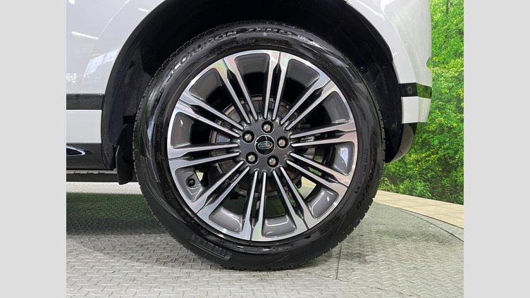 2024 認定中古車 Land Rover Range Rover Evoque フジホワイト P200（ガソリン） スタンダードホイールベース DYNAMIC SE