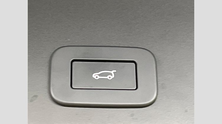 2024 認定中古車 Land Rover Range Rover Evoque フジホワイト P200（ガソリン） スタンダードホイールベース DYNAMIC SE