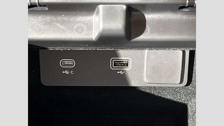 2024 認定中古車 Land Rover Range Rover Evoque フジホワイト P200（ガソリン） スタンダードホイールベース DYNAMIC SE