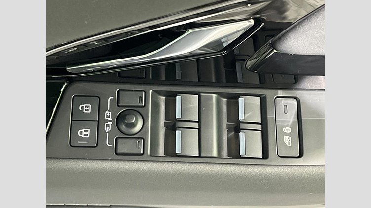 2024 認定中古車 Land Rover Range Rover Evoque フジホワイト P200（ガソリン） スタンダードホイールベース DYNAMIC SE