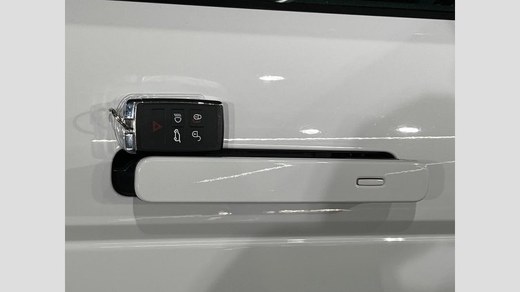 2024 認定中古車 Land Rover Range Rover Evoque フジホワイト P200（ガソリン） スタンダードホイールベース DYNAMIC SE