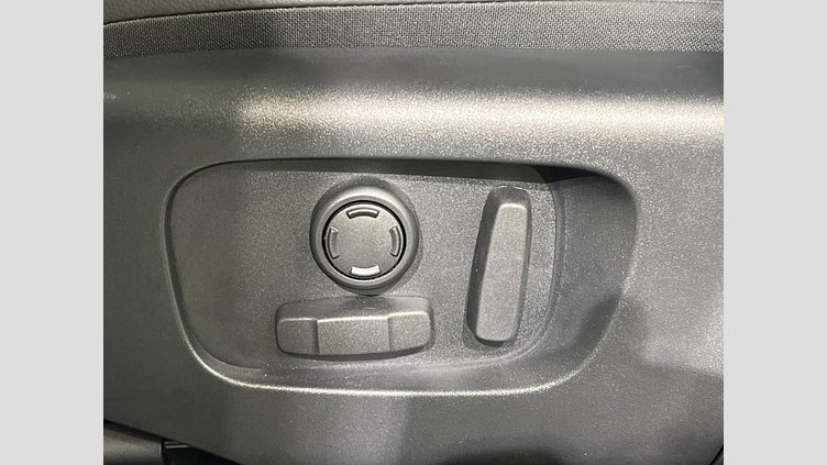 2024 認定中古車 Land Rover Range Rover Evoque フジホワイト P200（ガソリン） スタンダードホイールベース DYNAMIC SE