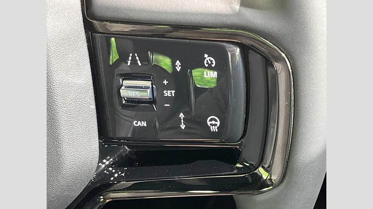 2024 認定中古車 Land Rover Range Rover Evoque フジホワイト P200（ガソリン） スタンダードホイールベース DYNAMIC SE