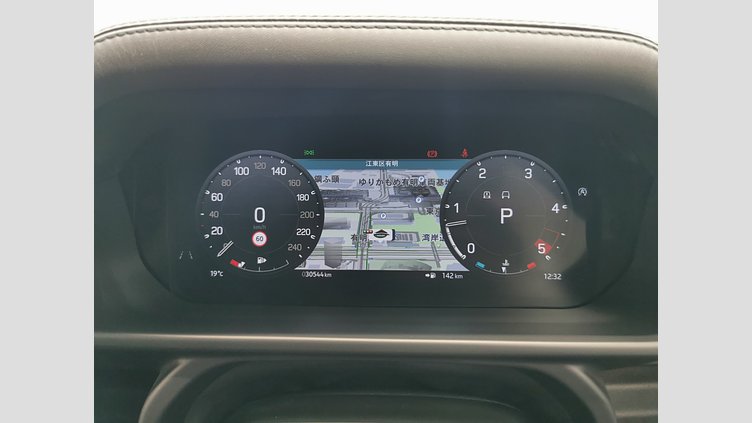 2023 認定中古車 Land Rover Defender 110 ハクバシルバー D300 AWD（AT） X