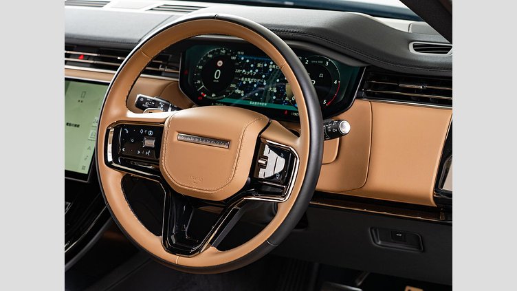 2024 認定中古車 Land Rover Range Rover Sport サントリーニブラック D300マイルドハイブリッド スタンダードホイールベース Dynamic SE