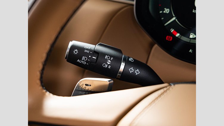 2024 認定中古車 Land Rover Range Rover Sport サントリーニブラック D300マイルドハイブリッド スタンダードホイールベース Dynamic SE