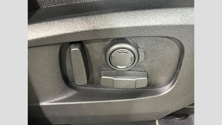 2024 認定中古車 Land Rover Defender 110 セドナレッド D350 ディーゼルマイルドハイブリッド Sedona Edition