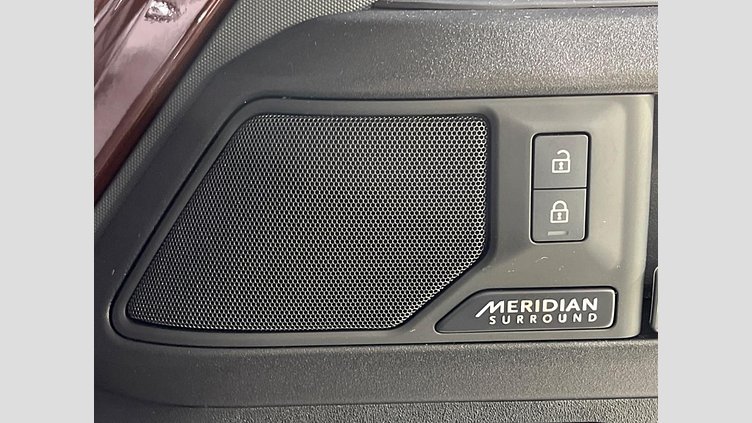 2024 認定中古車 Land Rover Defender 110 セドナレッド D350 ディーゼルマイルドハイブリッド Sedona Edition