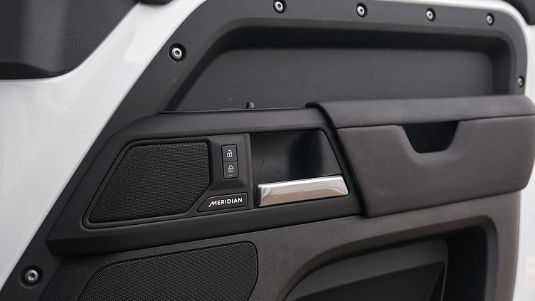 2025 Approved Land Rover Defender 110 Fuji White 110 425 EDITION