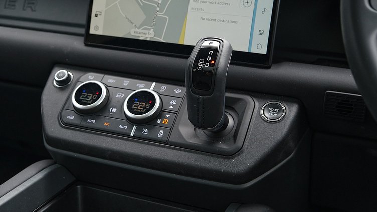 2025 Approved Land Rover Defender 110 Fuji White 110 425 EDITION