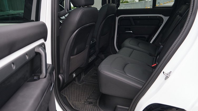 2025 Approved Land Rover Defender 110 Fuji White 110 425 EDITION